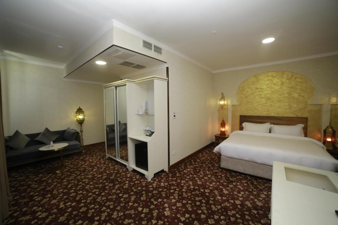 Jannat Regency Jalal-Abad Ξενοδοχείο Εξωτερικό φωτογραφία